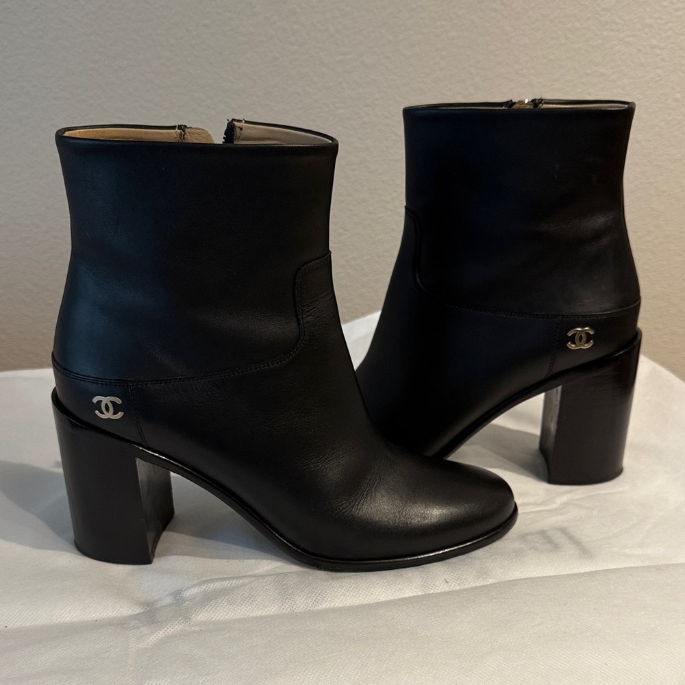 CHANEL Black Leather Heeled Booties